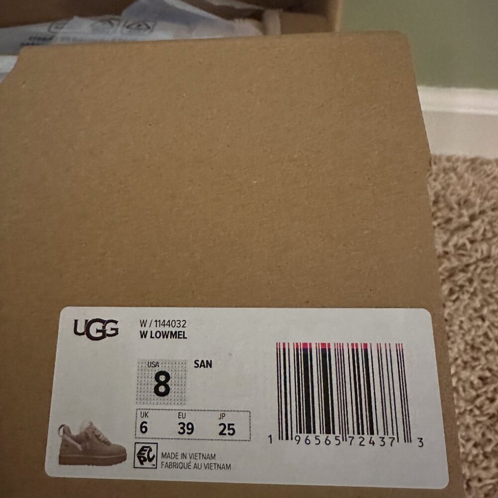 UGG Women's Lowmel Sneaker - Sand - Size 8 - Picture 3 of 9